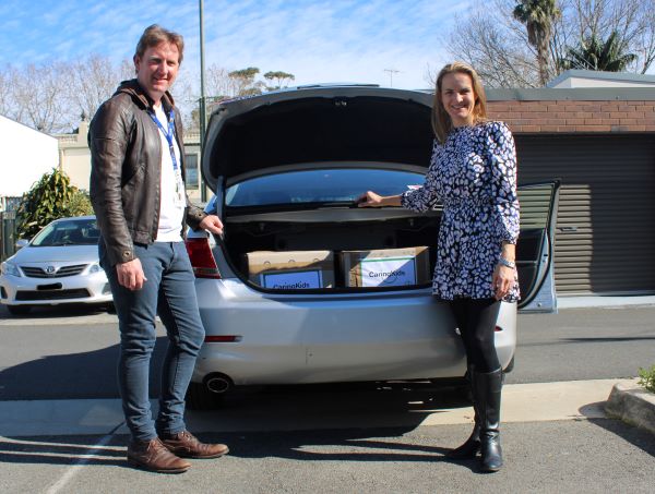 Coogee local gives her car to a single mum and her kids